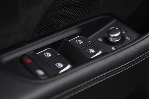 Audi A3 Limousine 2.5 TFSI RS 3 quattro PANO/B&O/RS Sportuitlaat/PERFORMANCE/Carplay/VOL