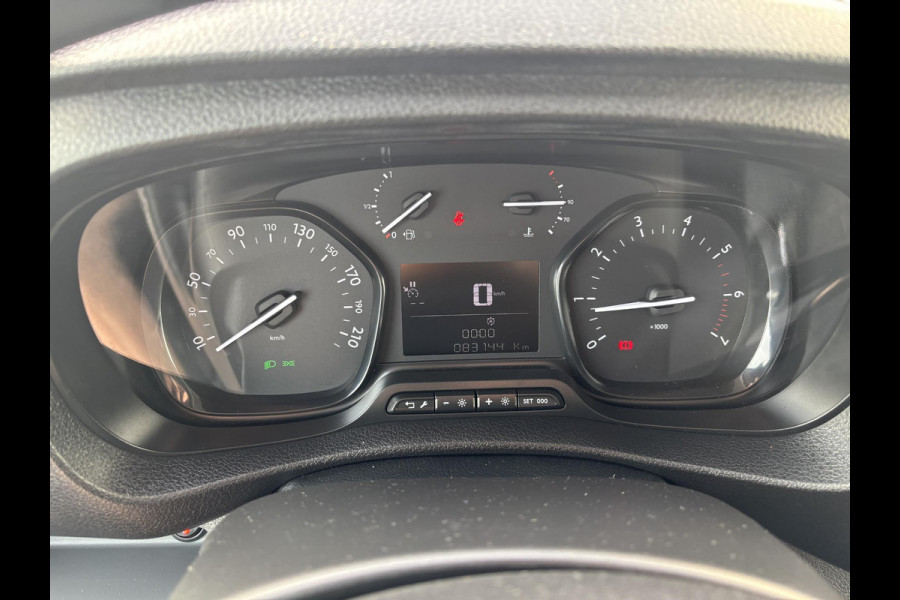 Peugeot Expert 2.0*A/C*CRUISE*NAVI*HAAK*CARPLAY*PDC*BETTIMERING*