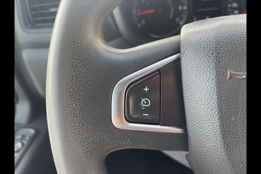 Renault Master 2.3d 135 L2H2*3-ZITS*A/C*CRUISE*NAVI*HAAK*CAMERA*