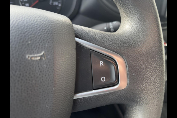 Renault Master 2.3d 135 L2H2*3-ZITS*A/C*CRUISE*NAVI*HAAK*CAMERA*