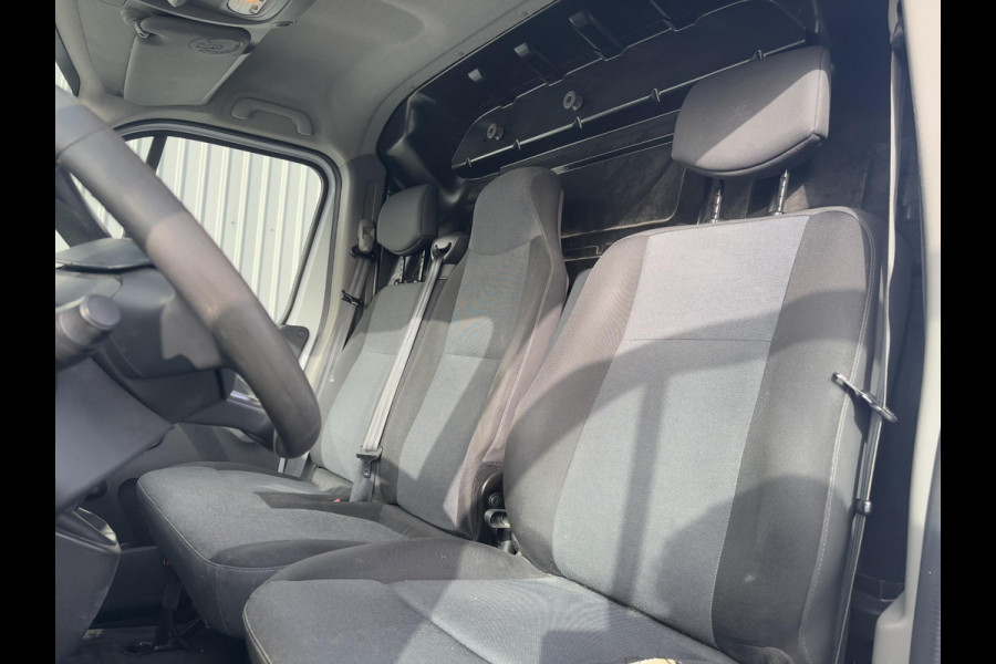 Renault Master 2.3d 135 L2H2*3-ZITS*A/C*CRUISE*NAVI*HAAK*CAMERA*