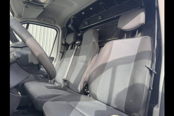 Renault Master 2.3d 135 L2H2*3-ZITS*A/C*CRUISE*NAVI*HAAK*CAMERA*