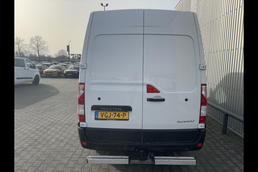 Renault Master 2.3d 135 L2H2*3-ZITS*A/C*CRUISE*NAVI*HAAK*CAMERA*