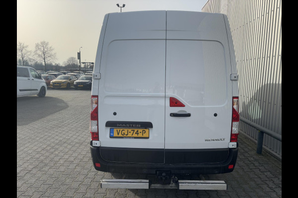 Renault Master 2.3d 135 L2H2*3-ZITS*A/C*CRUISE*NAVI*HAAK*CAMERA*