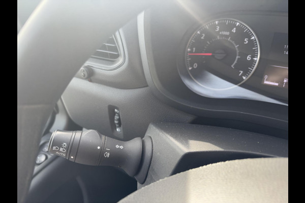 Renault Master 2.3d 135 L2H2*3-ZITS*A/C*CRUISE*NAVI*HAAK*CAMERA*