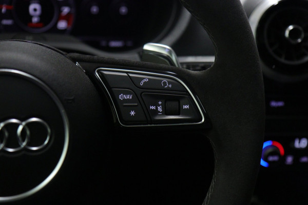 Audi A3 Limousine 2.5 TFSI RS 3 quattro PANO/B&O/RS Sportuitlaat/PERFORMANCE/Carplay/VOL