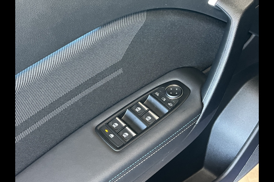 Renault Captur 1.6 E-Tech full hybrid 145 Esprit Alpine Groot Navi | H&K | 360 | 19" | ACC | Dodehoek | Stoelverwarming 100% Renault dealer onderhouden!