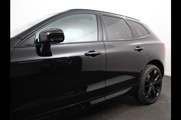 Volvo XC60 2.0 T6 Plug-in hybrid AWD Plus Black Edition Climate control | Adaptieve cruise control | Panorama dak | Stoel verwarming | Stuur verwarming | Navigatie | Camera | LED | Apple Carplay/ Android Auto