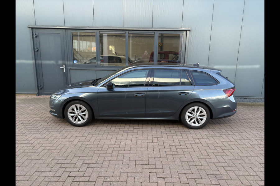 Škoda Octavia Combi 1.0 TSi Sport Business VIRTUAL/SFEER/CARPLAY/PDC/TREKHAAKWEGKLAPBAAR