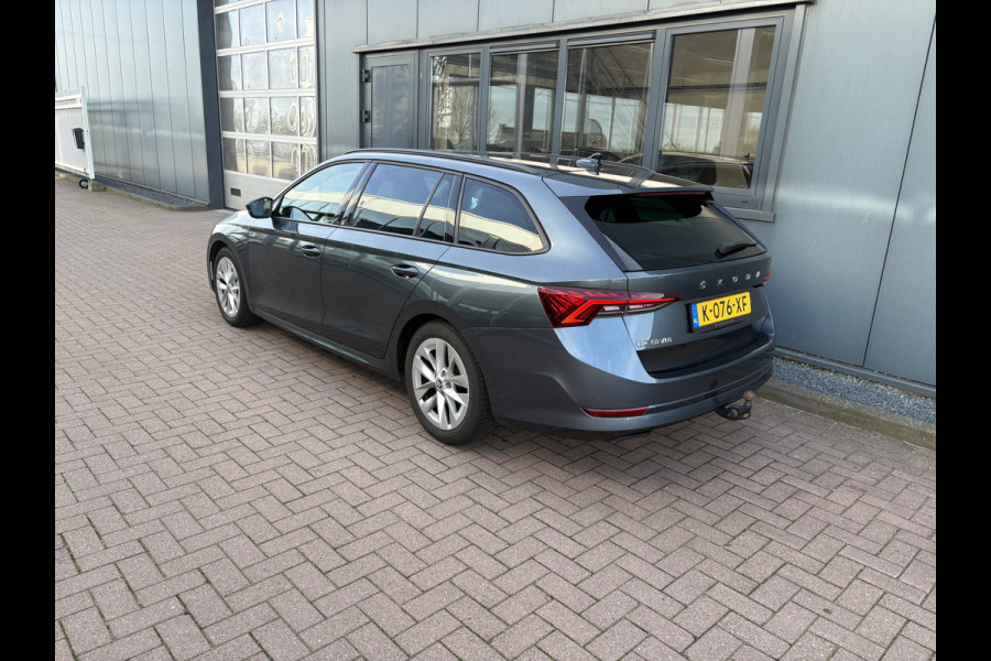 Škoda Octavia Combi 1.0 TSi Sport Business VIRTUAL/SFEER/CARPLAY/PDC/TREKHAAKWEGKLAPBAAR