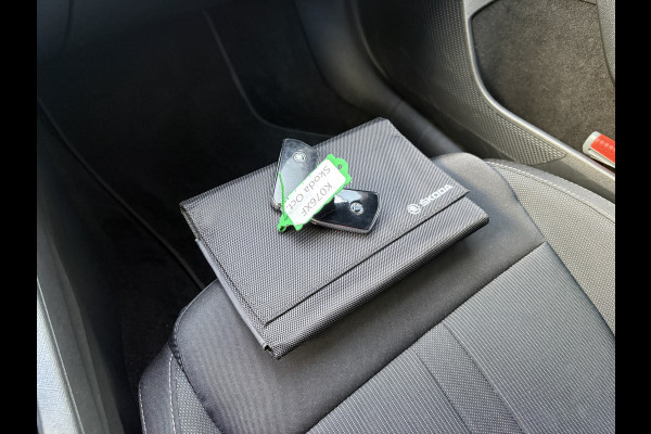 Škoda Octavia Combi 1.0 TSi Sport Business VIRTUAL/SFEER/CARPLAY/PDC/TREKHAAKWEGKLAPBAAR