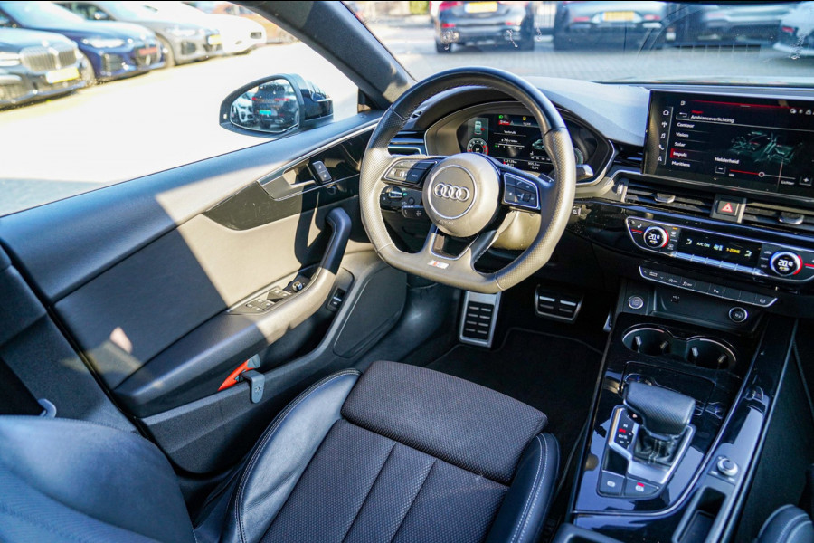 Audi A5 Sportback 35 TFSI S edition Competition | 2x S-line | Virtual | Stoelverwarming | Facelift | District Green Pearl | NAP |