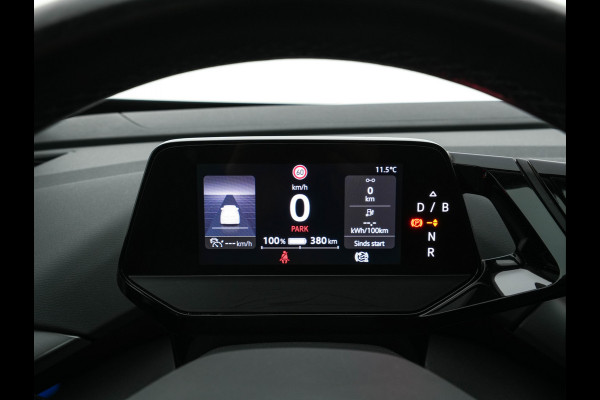 Volkswagen ID.4 First 77 kWh [ 3-Fase-11kW ] {SOH-83%} (INCL-BTW) *LEATHER-MICROFIBRE | FULL-LED | CRUISE | HEATED-COMFORTSEATS | DIGI-COCKPIT | AMBIENTLIGHT | NAVI-FULLMAP | PDC | TOWBAR | PRIVACY-GLASS | CAMERA | 20''ALU*