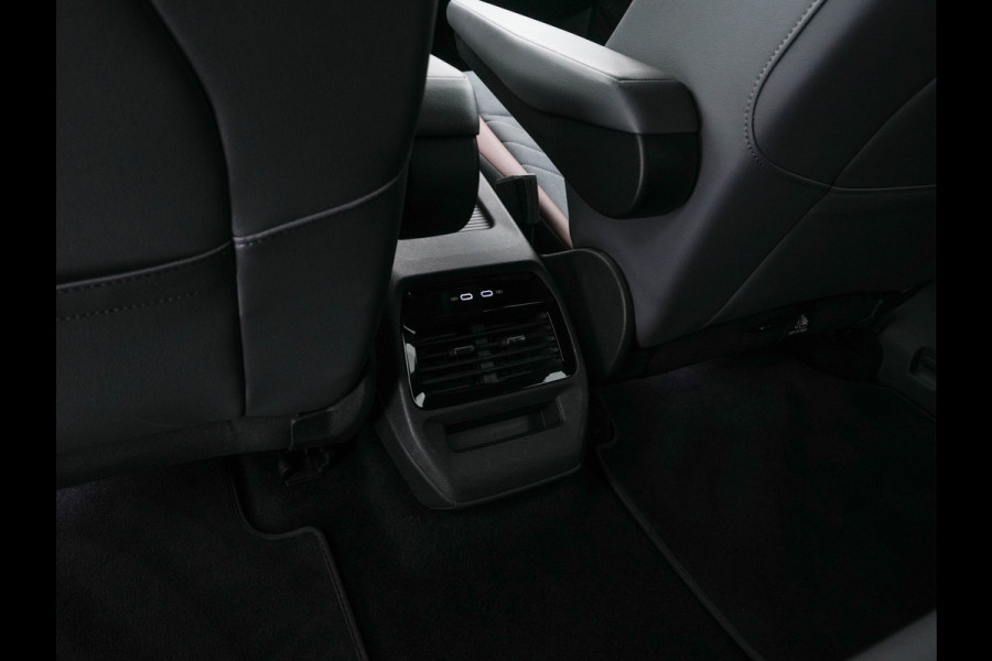 Volkswagen ID.4 First 77 kWh [ 3-Fase-11kW ] {SOH-83%} (INCL-BTW) *LEATHER-MICROFIBRE | FULL-LED | CRUISE | HEATED-COMFORTSEATS | DIGI-COCKPIT | AMBIENTLIGHT | NAVI-FULLMAP | PDC | TOWBAR | PRIVACY-GLASS | CAMERA | 20''ALU*