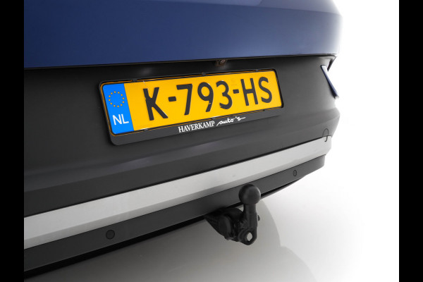 Volkswagen ID.4 First 77 kWh [ 3-Fase-11kW ] {SOH-83%} (INCL-BTW) *LEATHER-MICROFIBRE | FULL-LED | CRUISE | HEATED-COMFORTSEATS | DIGI-COCKPIT | AMBIENTLIGHT | NAVI-FULLMAP | PDC | TOWBAR | PRIVACY-GLASS | CAMERA | 20''ALU*