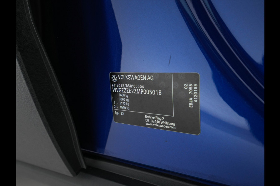 Volkswagen ID.4 First 77 kWh [ 3-Fase-11kW ] {SOH-83%} (INCL-BTW) *LEATHER-MICROFIBRE | FULL-LED | CRUISE | HEATED-COMFORTSEATS | DIGI-COCKPIT | AMBIENTLIGHT | NAVI-FULLMAP | PDC | TOWBAR | PRIVACY-GLASS | CAMERA | 20''ALU*