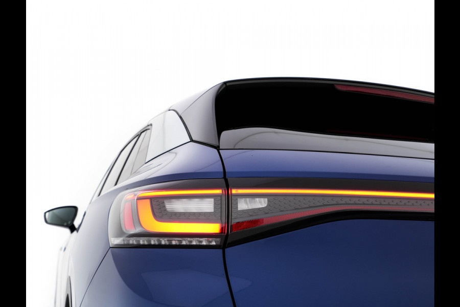 Volkswagen ID.4 First 77 kWh [ 3-Fase-11kW ] {SOH-83%} (INCL-BTW) *LEATHER-MICROFIBRE | FULL-LED | CRUISE | HEATED-COMFORTSEATS | DIGI-COCKPIT | AMBIENTLIGHT | NAVI-FULLMAP | PDC | TOWBAR | PRIVACY-GLASS | CAMERA | 20''ALU*