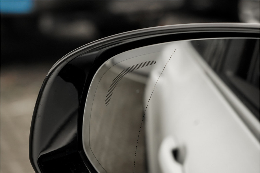 Volvo XC60 2.0 T5 AWD R-Design Pano Stoel & Stuurverw H/K Trekhaak 21"