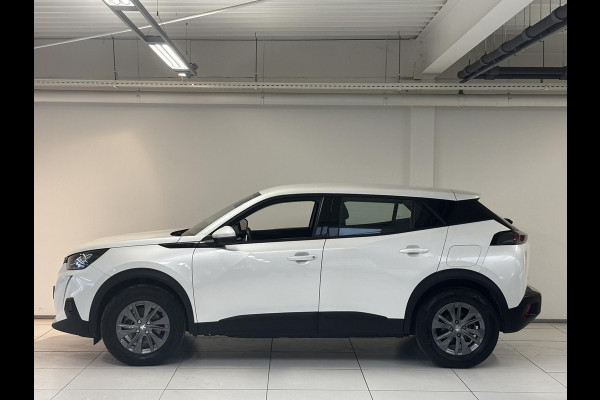 Peugeot e-2008 EV Active Pack 50 kWh SOH 92,2% |Navigatie | Parkeersensoren achter | Cruise control