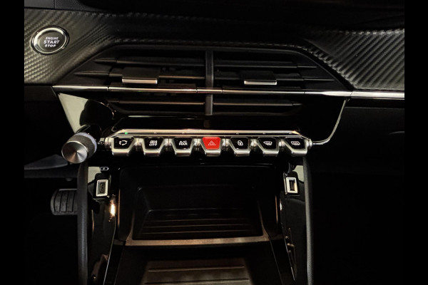 Peugeot e-2008 EV Active Pack 50 kWh SOH 92,2% |Navigatie | Parkeersensoren achter | Cruise control