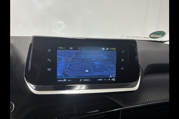 Peugeot e-2008 EV Active Pack 50 kWh SOH 92,2% |Navigatie | Parkeersensoren achter | Cruise control