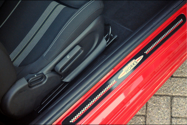MINI Mini 2.0 John Cooper Works Classic | Uniek! | Panoramadak | HK-Audio
