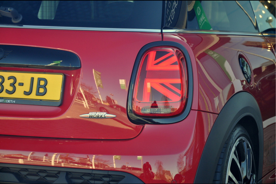 MINI Mini 2.0 John Cooper Works Classic | Uniek! | Panoramadak | HK-Audio