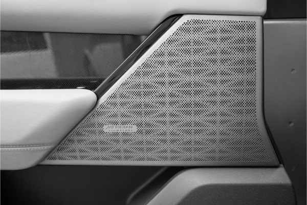 Land Rover Range Rover Velar 3.0 V6 AWD First Edition Pano Leder 22"