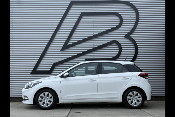 Hyundai i20 1.0 T-GDI Comfort 1e Eigenaar|Navi|Camera|Clima|Cruise|PDC|Trekhaak|N.A.P|APK tot 09-2026