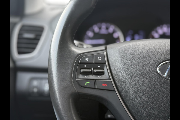 Hyundai i20 1.0 T-GDI Comfort 1e Eigenaar|Navi|Camera|Clima|Cruise|PDC|Trekhaak|N.A.P|APK tot 09-2026