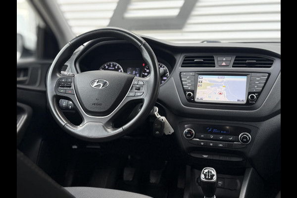 Hyundai i20 1.0 T-GDI Comfort 1e Eigenaar|Navi|Camera|Clima|Cruise|PDC|Trekhaak|N.A.P|APK tot 09-2026