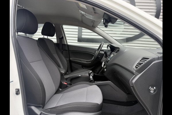 Hyundai i20 1.0 T-GDI Comfort 1e Eigenaar|Navi|Camera|Clima|Cruise|PDC|Trekhaak|N.A.P|APK tot 09-2026