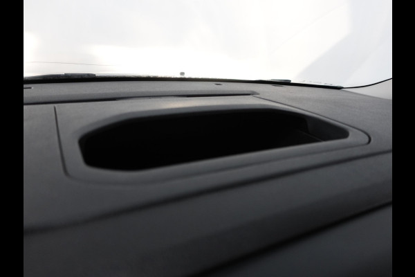 Toyota Proace Shuttle 1.5 D-4D Navigator Long L3H1 |9 Persoons | Navigatie | Parkeersensoren | Carplay | Cruise Control | DAB |