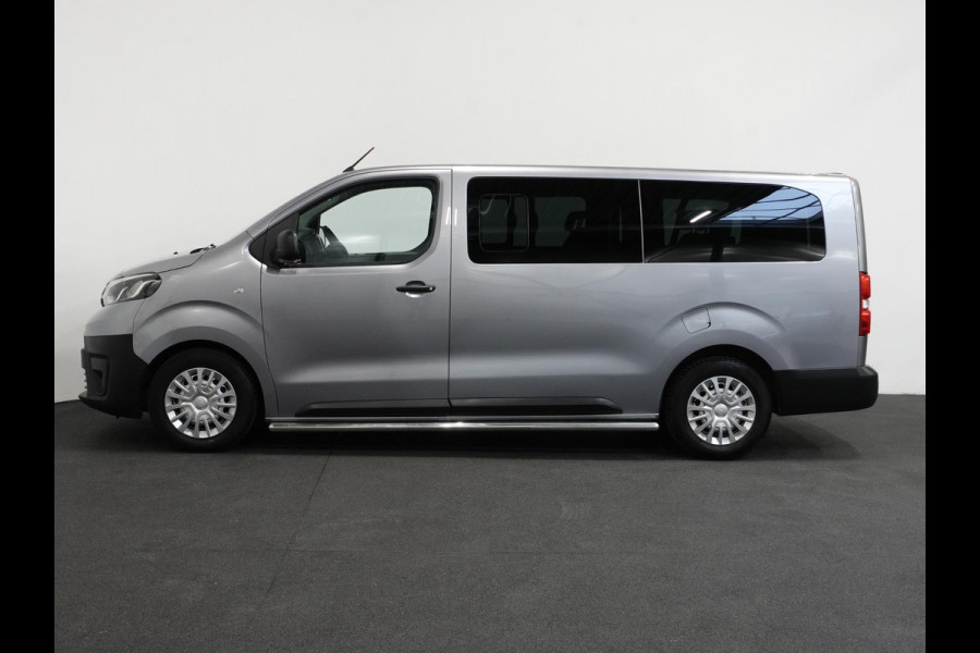 Toyota Proace Shuttle 1.5 D-4D Navigator Long L3H1 |9 Persoons | Navigatie | Parkeersensoren | Carplay | Cruise Control | DAB |
