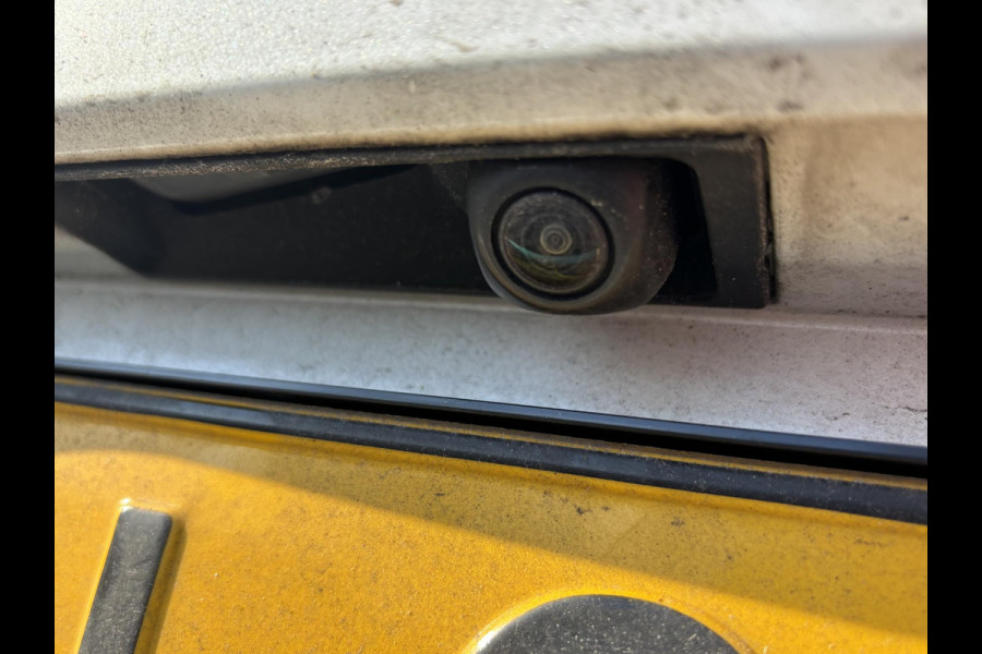 Toyota Corolla Touring Sports 1.8 Hybrid GR-Sport | SCI | 122pk | Trekhaak | Adaptieve Cruise | Stoelverwarming | 18 inch velgen | Full LED