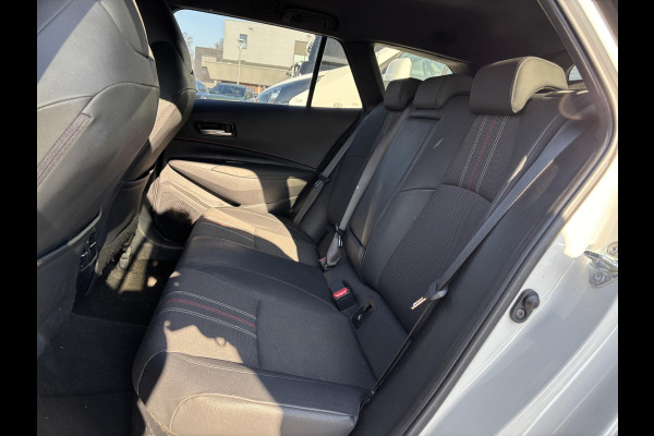 Toyota Corolla Touring Sports 1.8 Hybrid GR-Sport | SCI | 122pk | Trekhaak | Adaptieve Cruise | Stoelverwarming | 18 inch velgen | Full LED