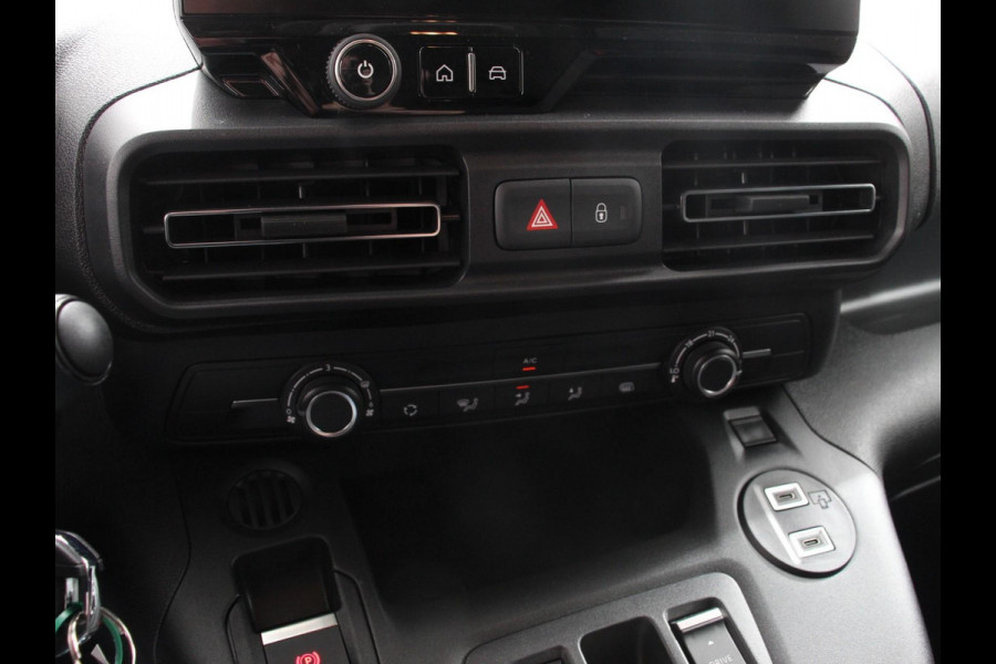 Peugeot Partner 1.5 BlueHDi 130PK L2 Automaat Navigatie Apple Carplay / Android Auto DAB trekhaak Cruise Control Airco Houten bekleding laadruimte