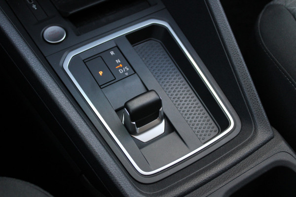 Ford Transit Connect 2.0 EcoBlue L2 Limited 123pk - Automaat - Keyless - ACC - Blindspot - Carplay/Android - Rijklaar