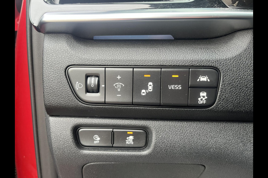 Kia e-Niro Dynamic Line 64 kWh SOH 99% | 450 km actieradius | Stuur-/& Stoelverwarming | Parkeersensoren |