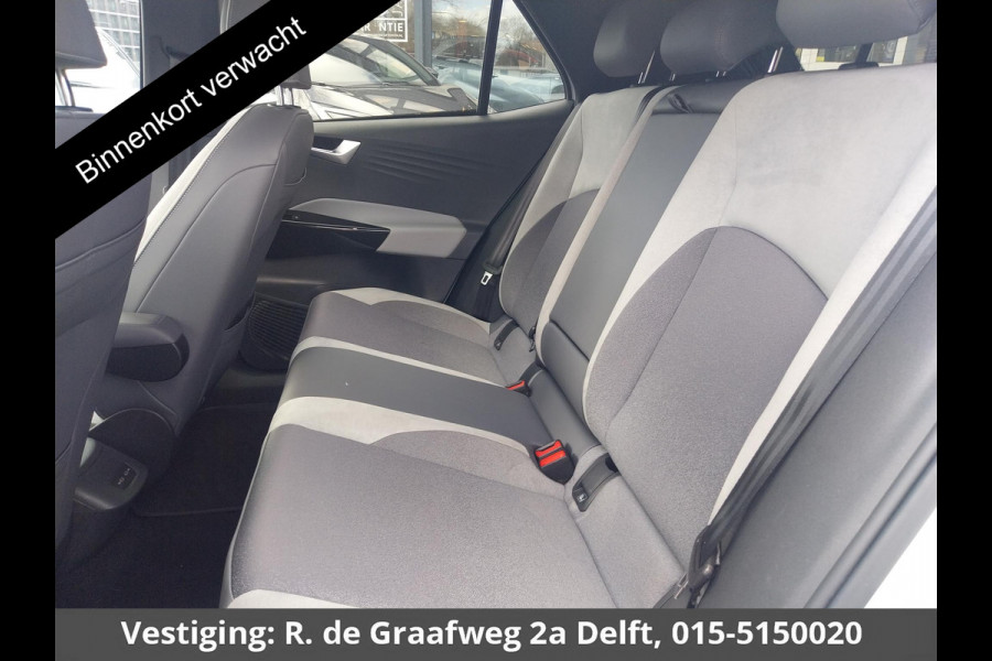 Volkswagen ID.3 First Plus Two Tone 58 kWh SOH 89% | Navigatie | Camera |