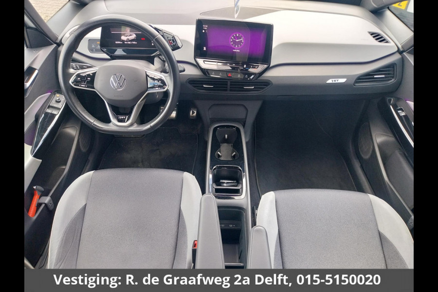 Volkswagen ID.3 First Plus Two Tone 58 kWh SOH 89% | Navigatie | Camera |