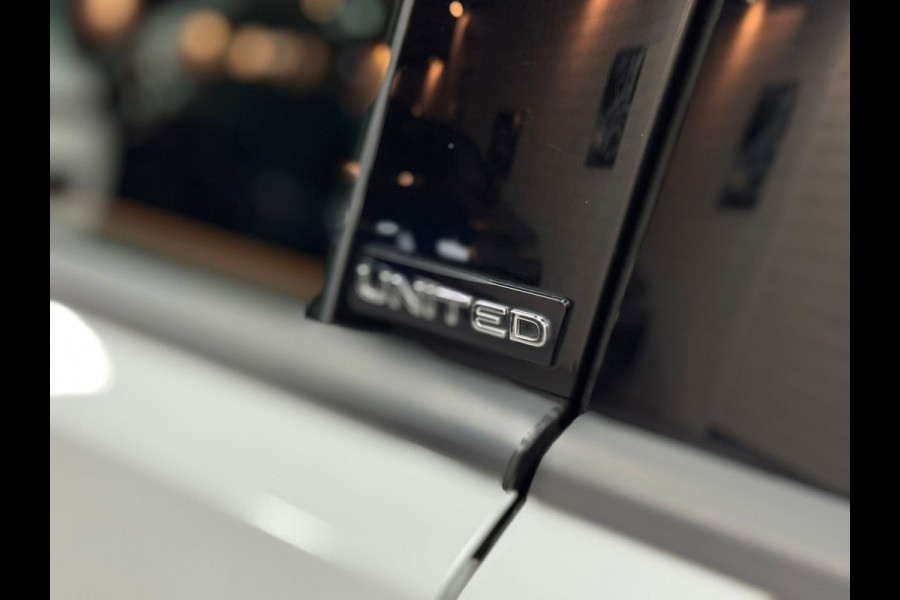 Volkswagen T-Roc 1.5 TSI Business R|PANO|STOELVER|AUT|ACC