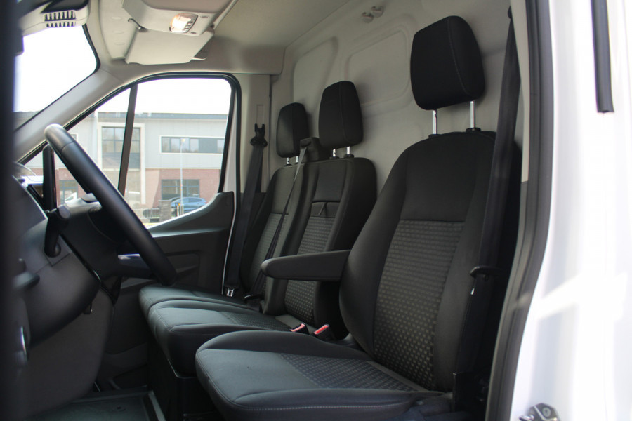 Ford Transit 350 2.0 TDCI L4H3 Trend RWD 130pk - 270gr deuren - Camera - Cruise - Carplay - Airco - PDC - Rijklaar