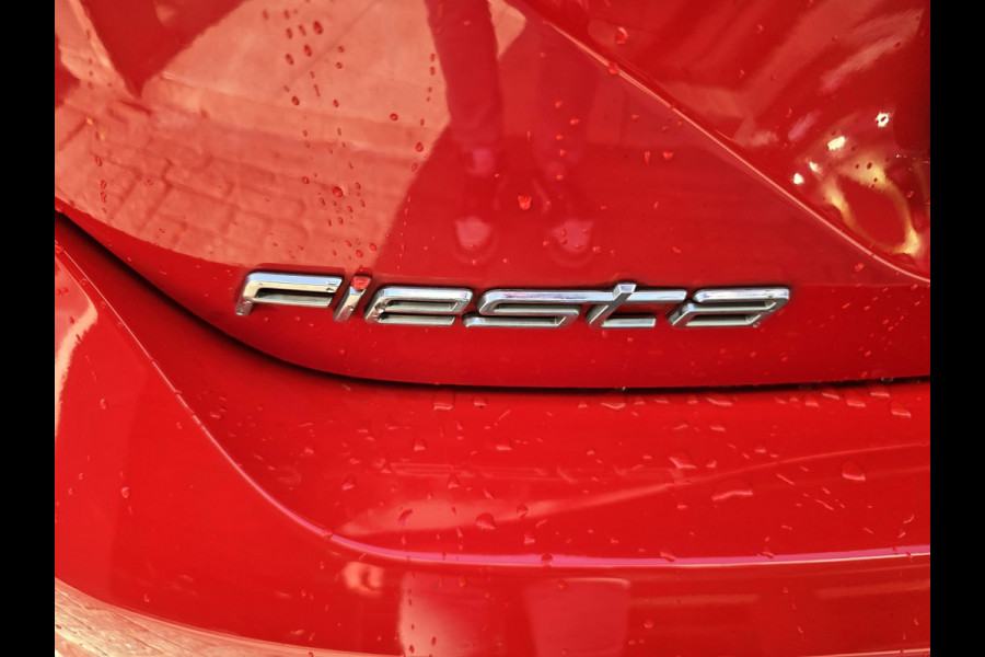 Ford Fiesta 1.0 EcoBoost Titanium | 2E EIGENAAR | 12 MND GARANTIE | NAVI | CRUISE | NL AUTO |