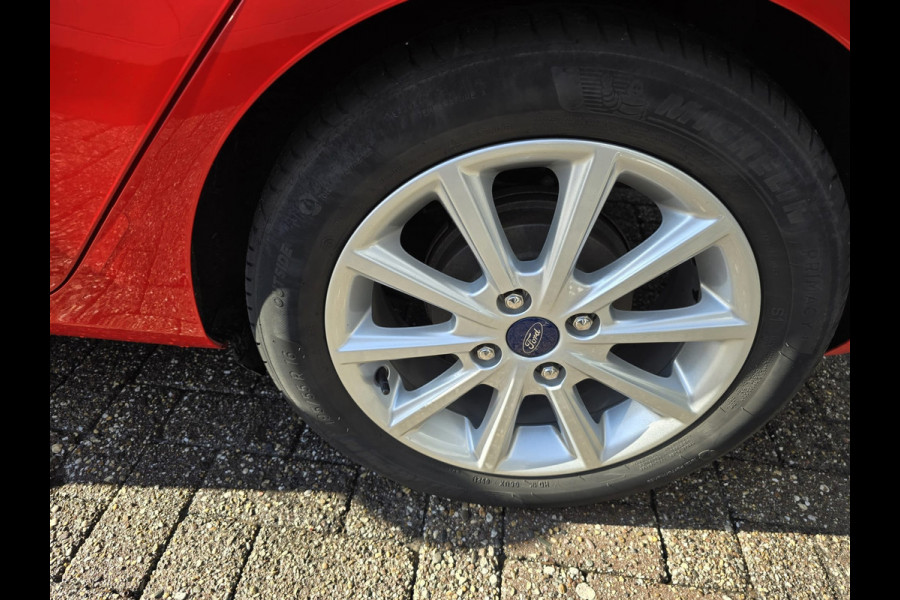Ford Fiesta 1.0 EcoBoost Titanium | 2E EIGENAAR | 12 MND GARANTIE | NAVI | CRUISE | NL AUTO |
