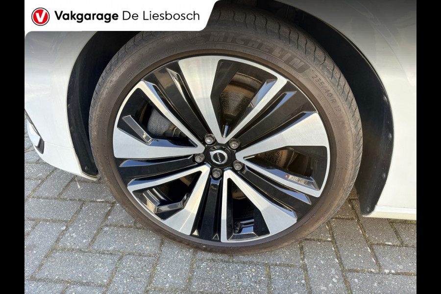 Volvo V60 2.0 T6 Recharge AWD R-Design / 360 camera / Panoramadak / Leder / head-up / Harman-Kardon