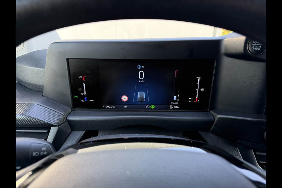 Ford Transit Custom 2.0 TDCI 136 PK TREND / L2H1 / 41.992 KM !! / 2.800 KG AHG / CAMERA / CRUISE / 3 ZITS / AIRCO / CARPLAY