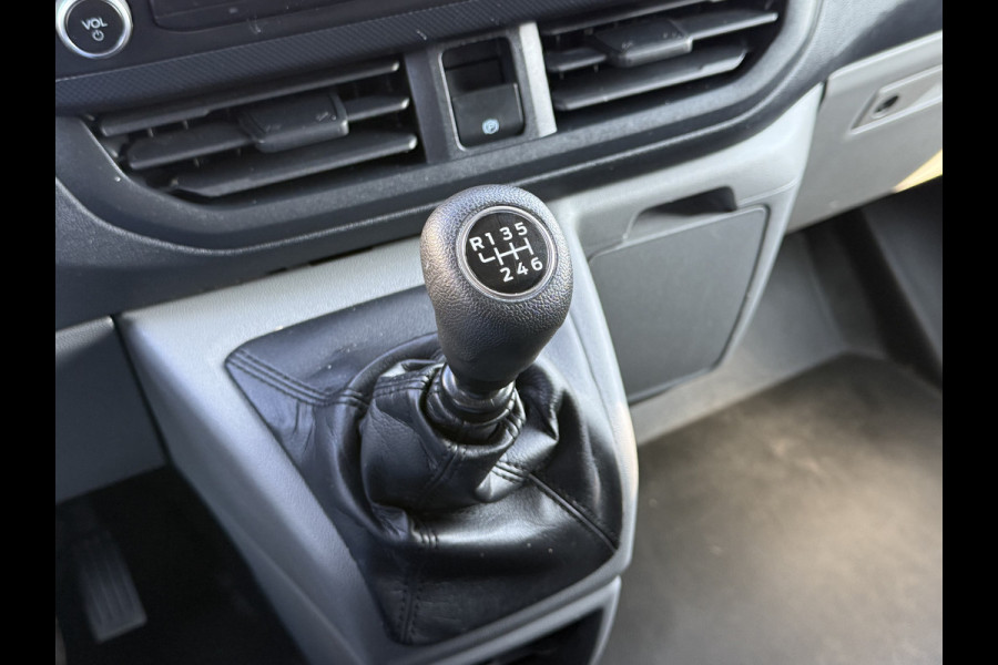 Ford Transit Custom 2.0 TDCI 136 PK TREND / L2H1 / 41.992 KM !! / 2.800 KG AHG / CAMERA / CRUISE / 3 ZITS / AIRCO / CARPLAY