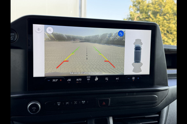 Ford Transit Custom 2.0 TDCI 136 PK TREND / L2H1 / 41.992 KM !! / 2.800 KG AHG / CAMERA / CRUISE / 3 ZITS / AIRCO / CARPLAY