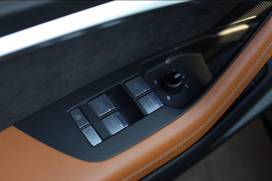 Audi RS6 TFSI Quattro *Keramisch*Pano*B&O Advanced*Soft-Close*Alcantara*